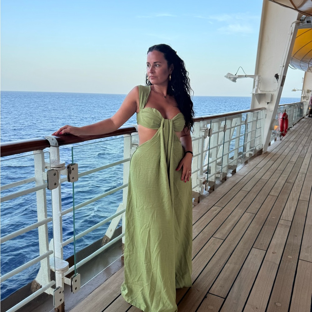 Elegant Green Jumpsuit